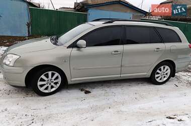 Универсал Toyota Avensis 2004 в Хмельнике