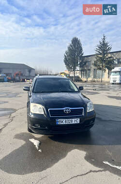 Универсал Toyota Avensis 2005 в Березному