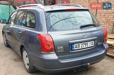 Универсал Toyota Avensis 2004 в 