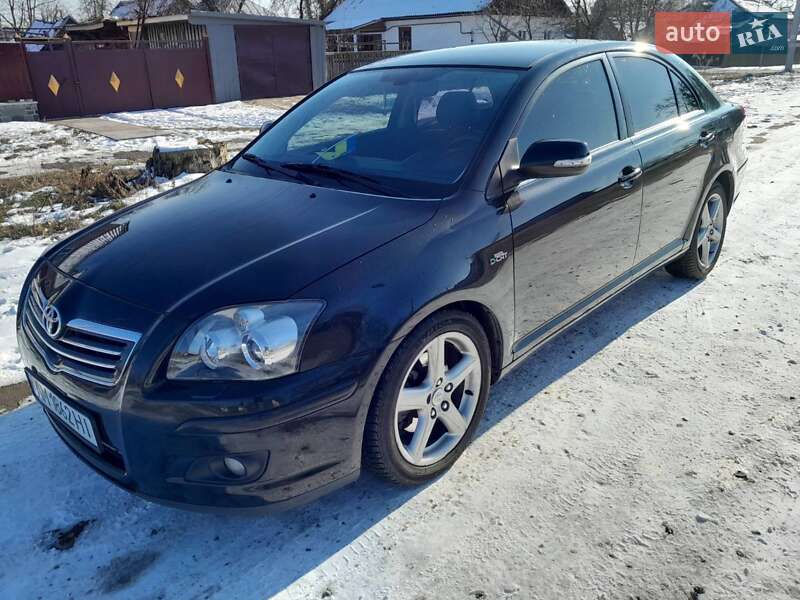 Ліфтбек Toyota Avensis 2007 в Радомишлі