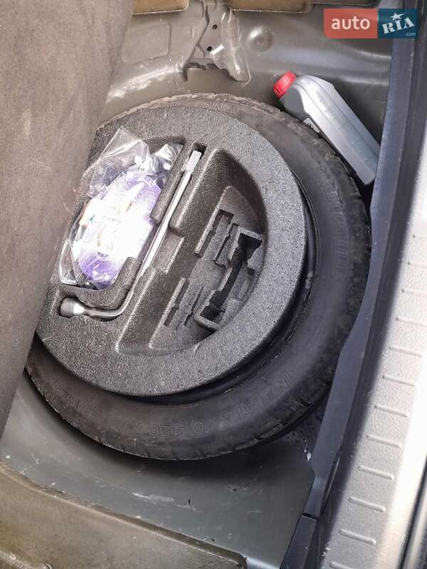 Ліфтбек Toyota Avensis 2007 в Радомишлі