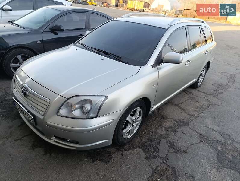 Универсал Toyota Avensis 2003 в Кременчуге