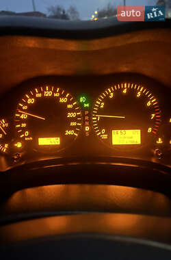 Седан Toyota Avensis 2006 в 
