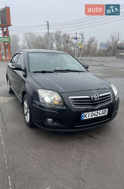 Седан Toyota Avensis 2008 в Ірпені