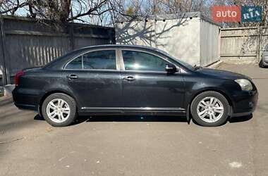 Седан Toyota Avensis 2006 в Киеве