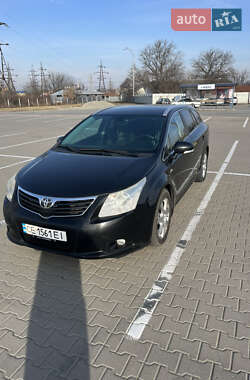 Універсал Toyota Avensis 2010 в Чернівцях