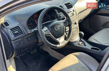 Седан Toyota Avensis 2008 в Одессе