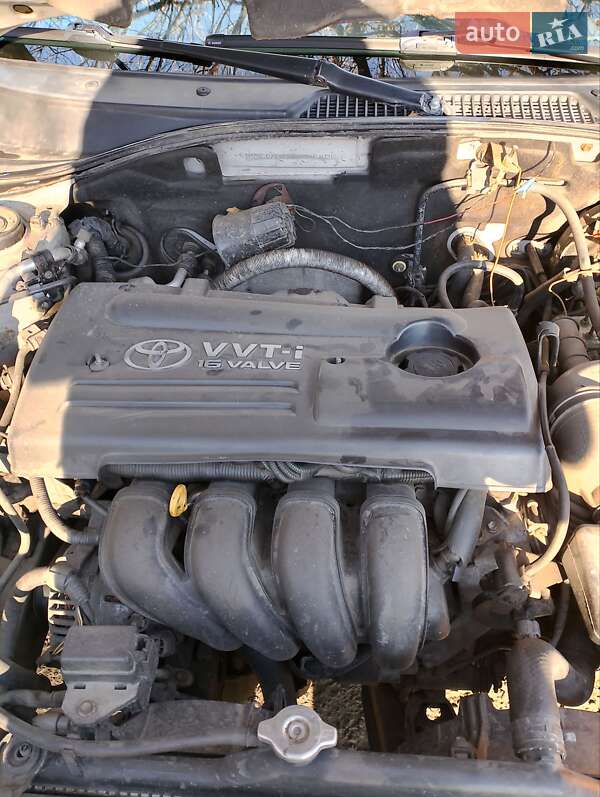 Toyota Avensis 2003