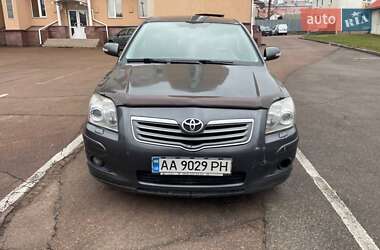 Седан Toyota Avensis 2008 в Киеве