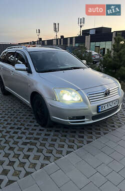 Универсал Toyota Avensis 2003 в Хмельницком