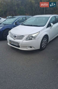 Универсал Toyota Avensis 2010 в Киеве