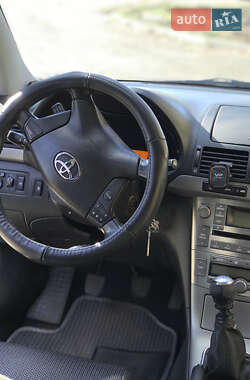 Универсал Toyota Avensis 2008 в Гайвороне