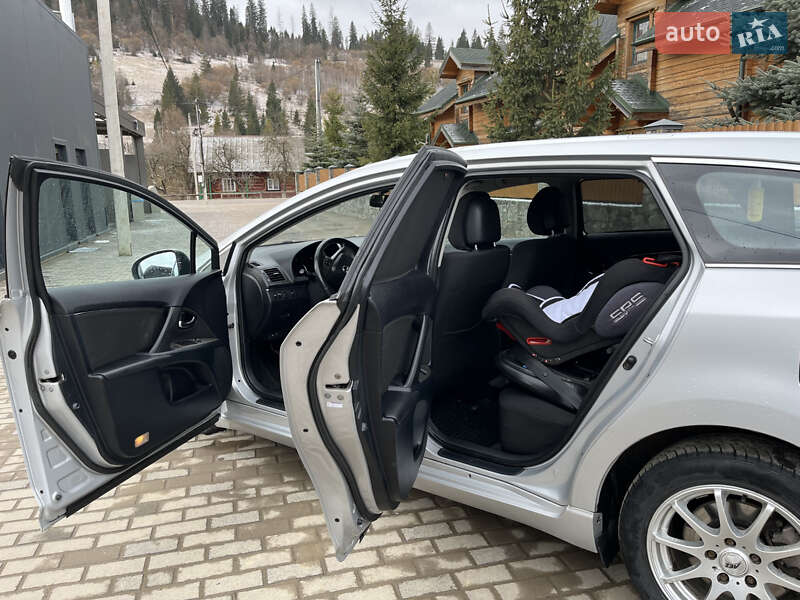 Универсал Toyota Avensis 2008 в Дрогобыче