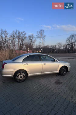 Седан Toyota Avensis 2007 в 