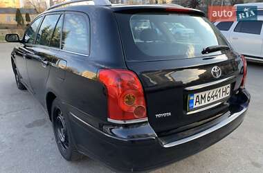 Универсал Toyota Avensis 2004 в 