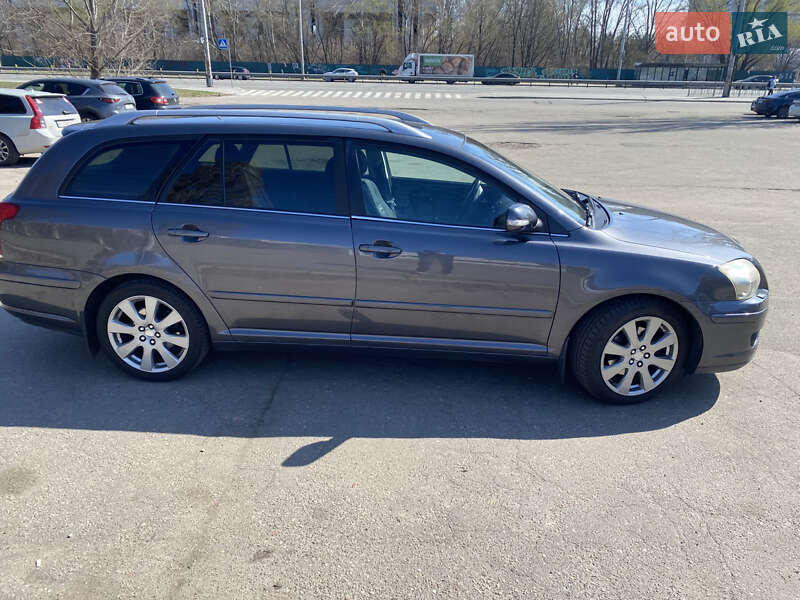 Универсал Toyota Avensis 2007 в Виннице
