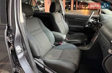 Универсал Toyota Avensis 2006 в 