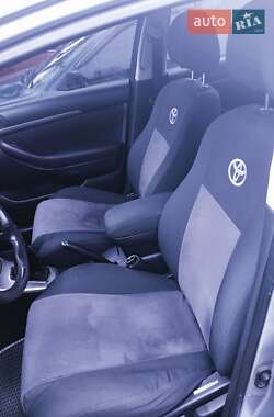 Седан Toyota Avensis 2008 в 