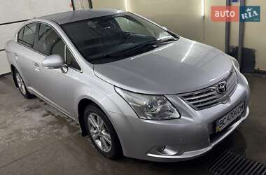 Седан Toyota Avensis 2011 в 