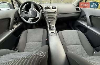 Седан Toyota Avensis 2011 в 