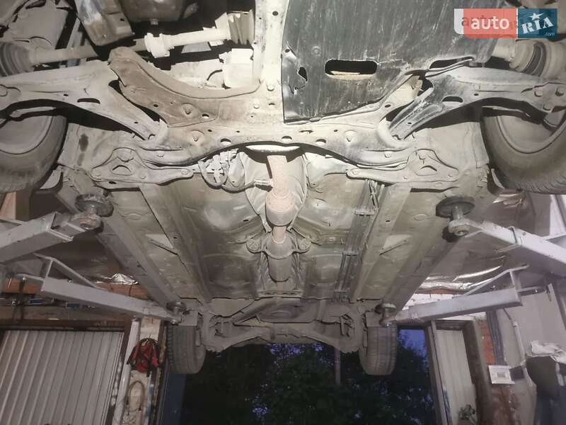 Седан Toyota Avensis 2007 в Староконстантинове фото 18 Седан Toyota Avensis 2007 в Староконстантинове