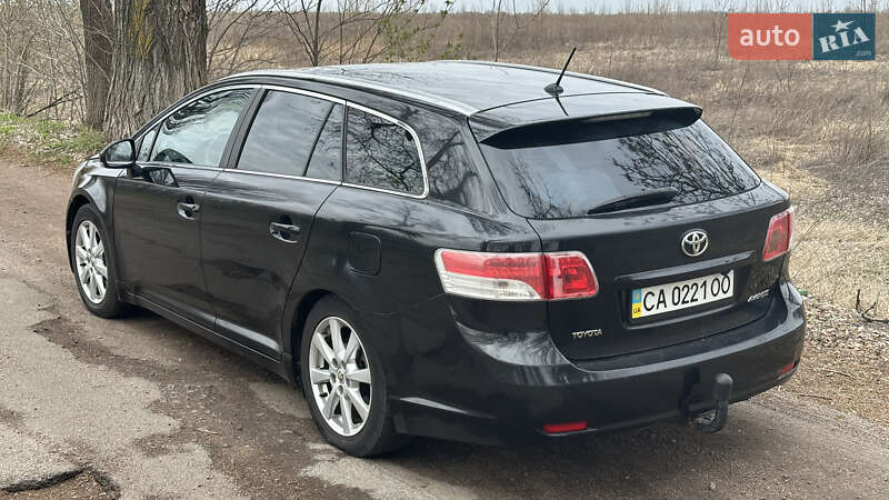 Універсал Toyota Avensis 2008 в 