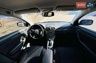 Седан Toyota Avensis 2008 в 