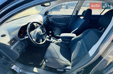 Седан Toyota Avensis 2008 в 