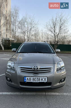Універсал Toyota Avensis 2006 в 