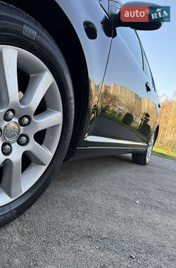 Универсал Toyota Avensis 2008 в 
