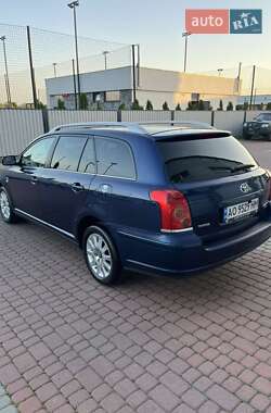 Універсал Toyota Avensis 2005 в 