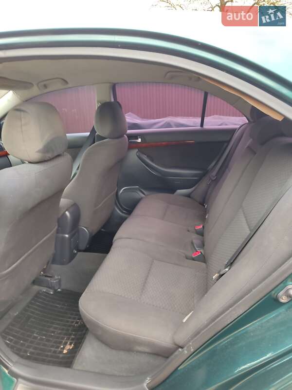 Ліфтбек Toyota Avensis 2003 в Болехові