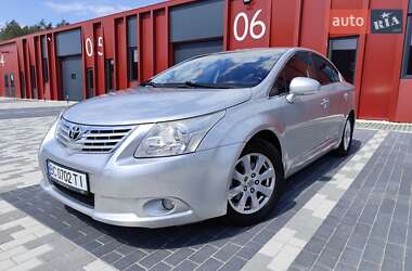 Седан Toyota Avensis 2010 в 
