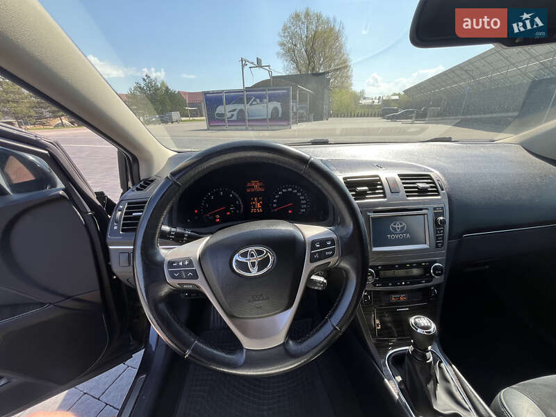 Седан Toyota Avensis 2014 в Львове фото 17 Седан Toyota Avensis 2014 в Львове