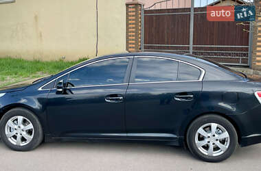 Седан Toyota Avensis 2009 в 