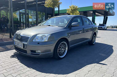 Седан Toyota Avensis 2004 в 
