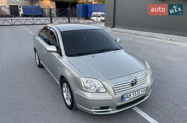Ліфтбек Toyota Avensis 2004 в 