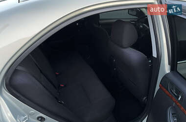 Ліфтбек Toyota Avensis 2004 в 