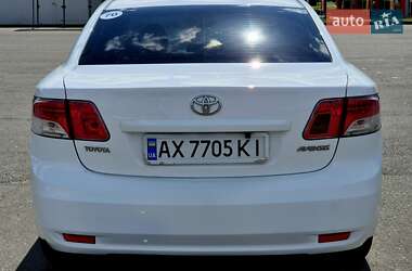 Седан Toyota Avensis 2011 в 