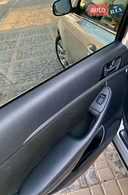 Универсал Toyota Avensis 2008 в 
