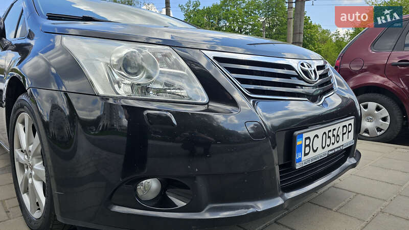 Универсал Toyota Avensis 2009 в Львове