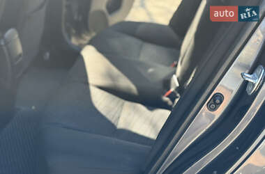 Универсал Toyota Avensis 2009 в 