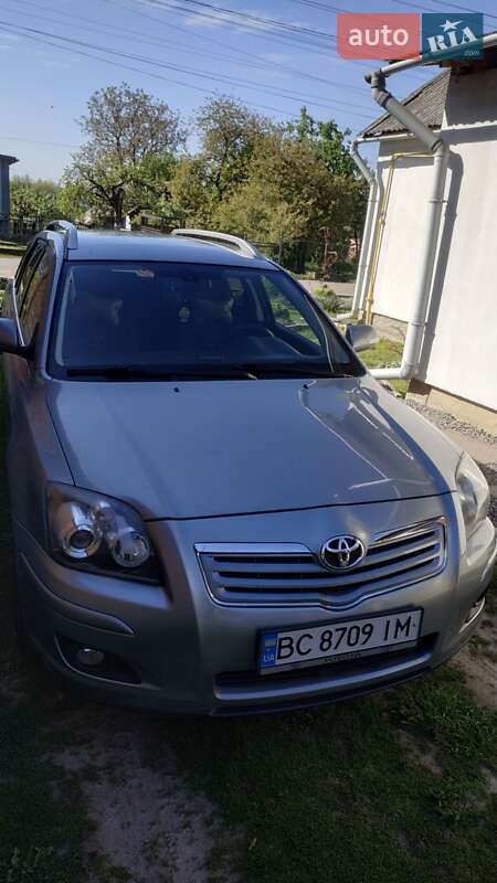 Універсал Toyota Avensis 2007 в Сокалі