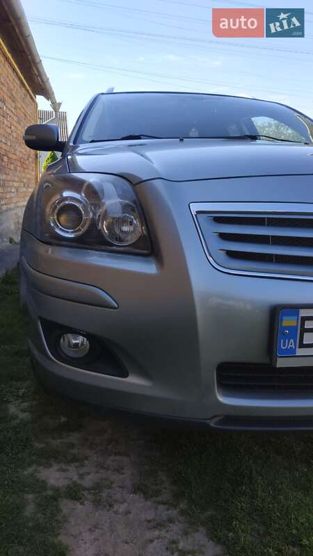 Універсал Toyota Avensis 2007 в Сокалі