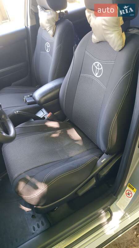 Універсал Toyota Avensis 2007 в Сокалі