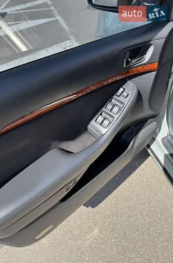 Седан Toyota Avensis 2005 в 