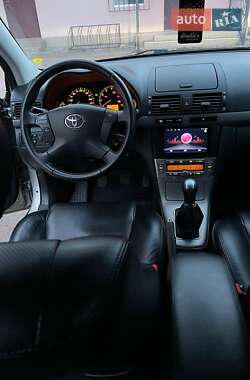 Універсал Toyota Avensis 2008 в 
