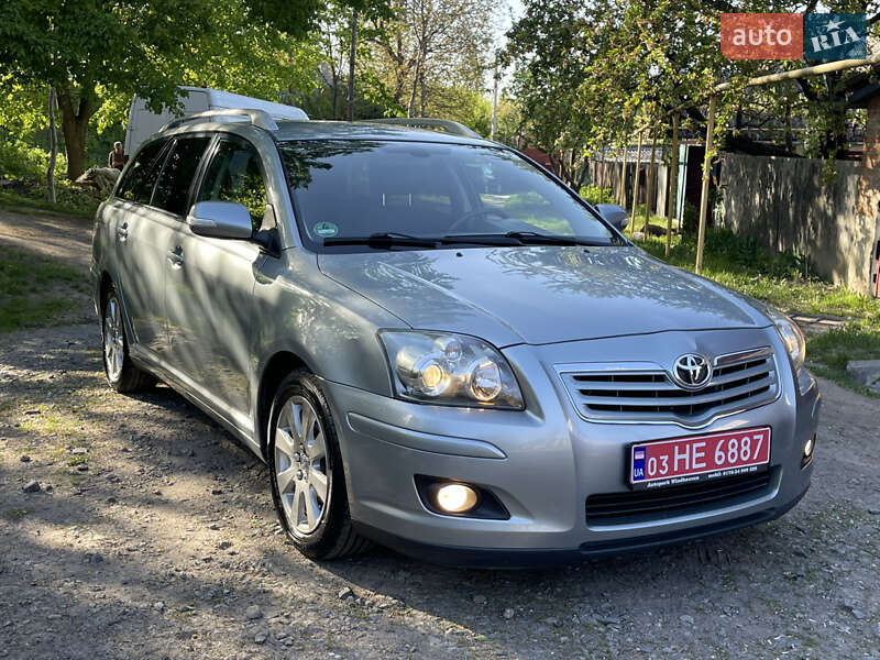 Универсал Toyota Avensis 2008 в Виннице