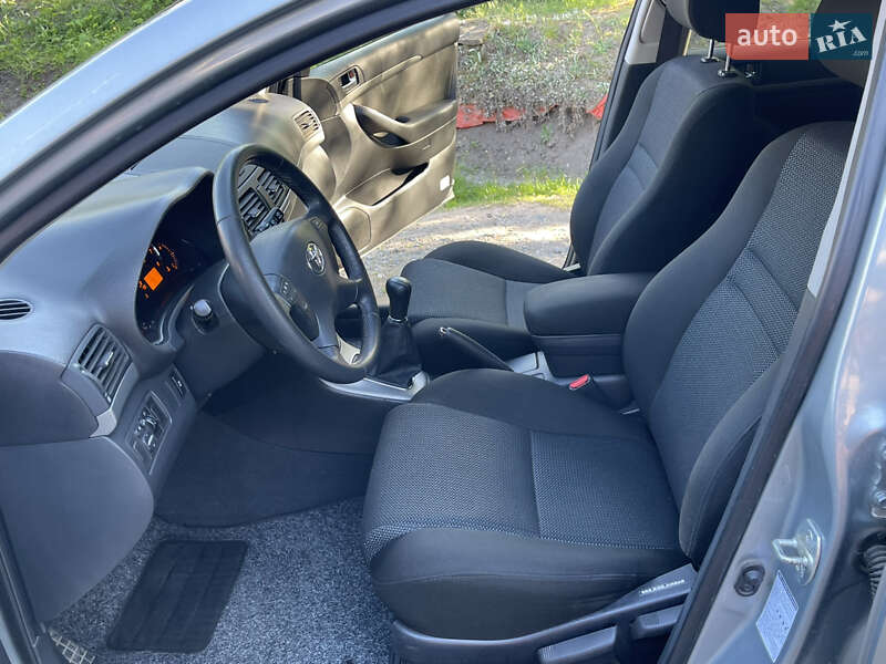 Универсал Toyota Avensis 2008 в Виннице