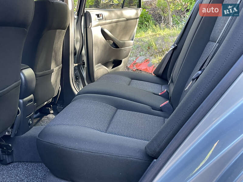 Универсал Toyota Avensis 2008 в Виннице